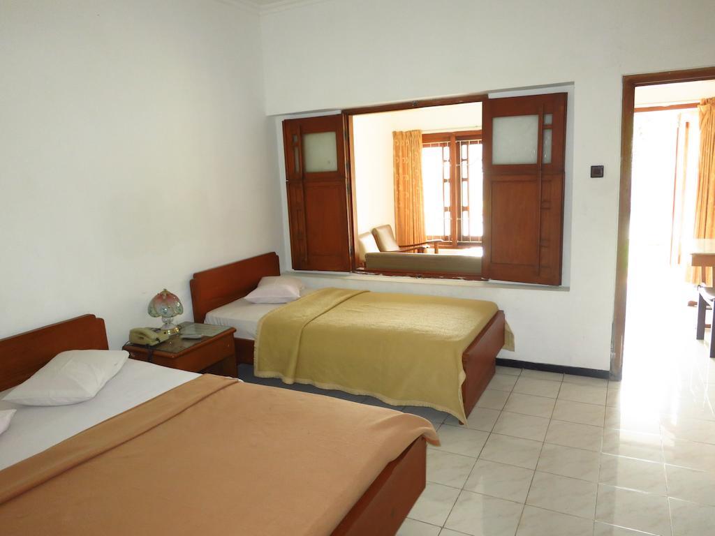 Hotel Selecta Бату Екстер'єр фото