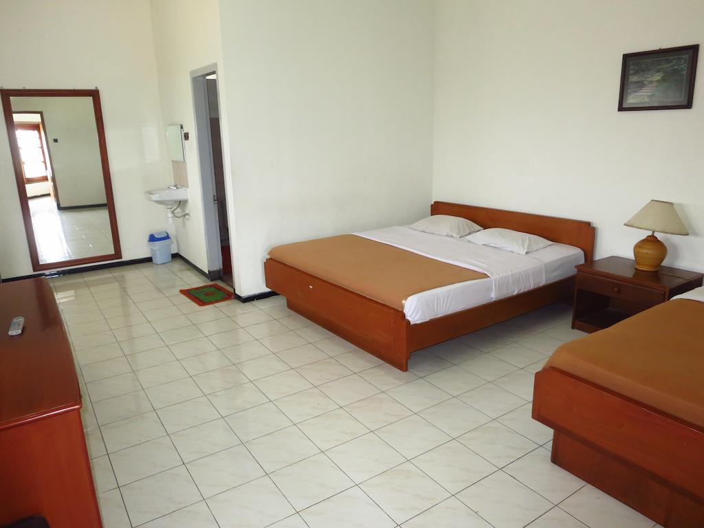 Hotel Selecta Бату Екстер'єр фото