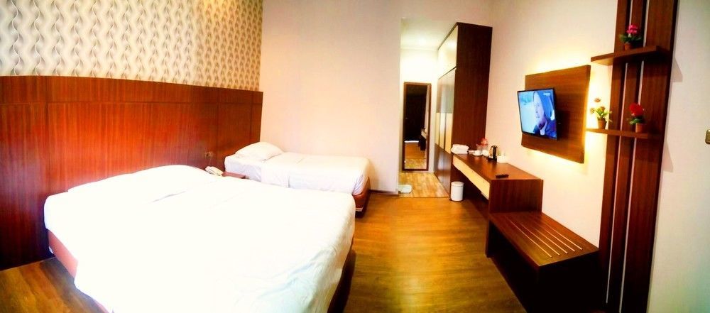 Hotel Selecta Бату Екстер'єр фото
