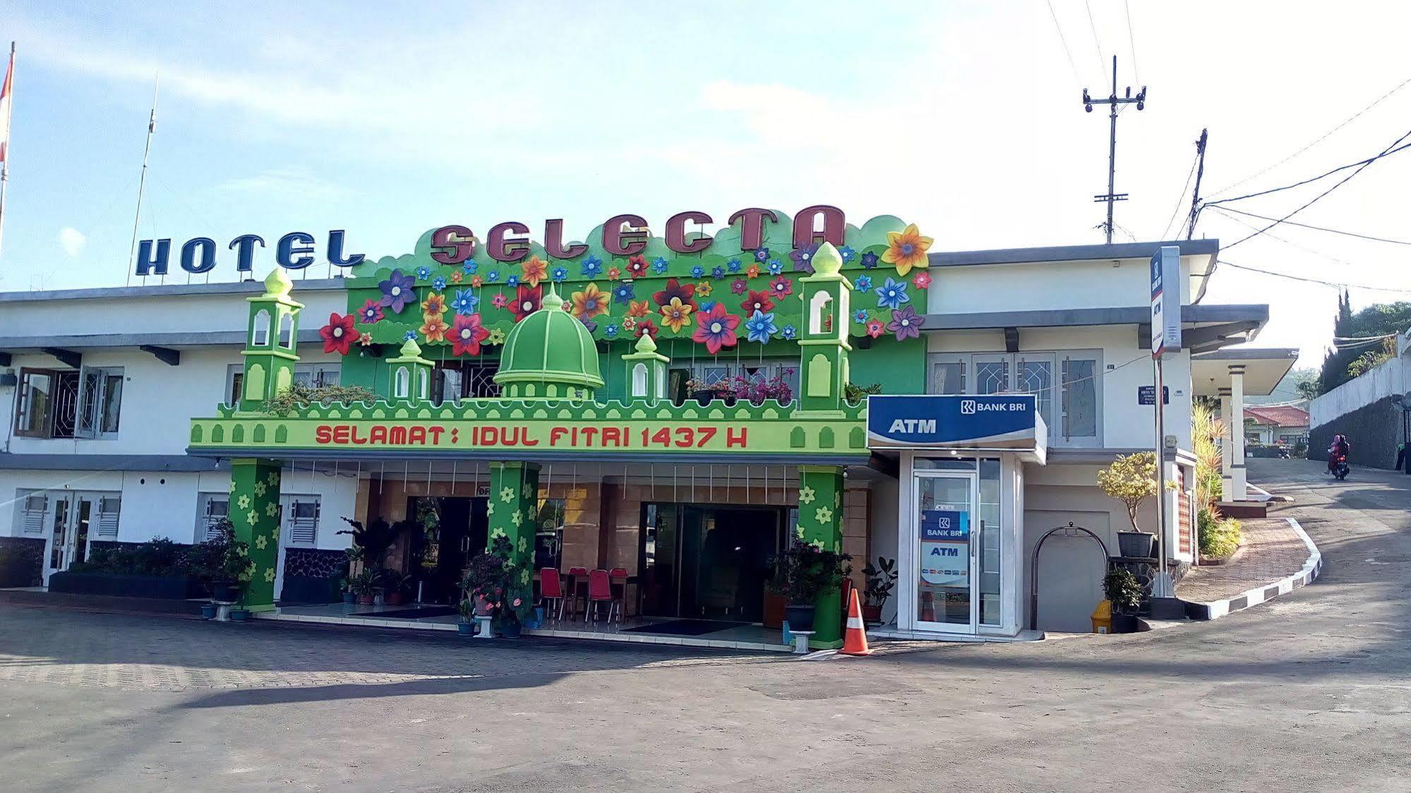 Hotel Selecta Бату Екстер'єр фото